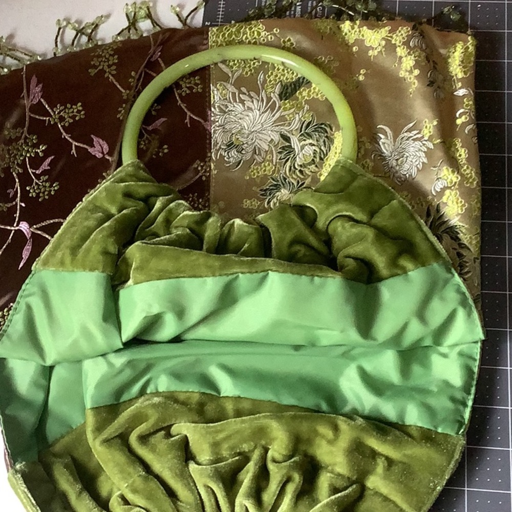 Green and Brown Floral Handbag - Picture 3 of 4
